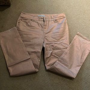 Chicos Ultimate Fit Slim leg jean